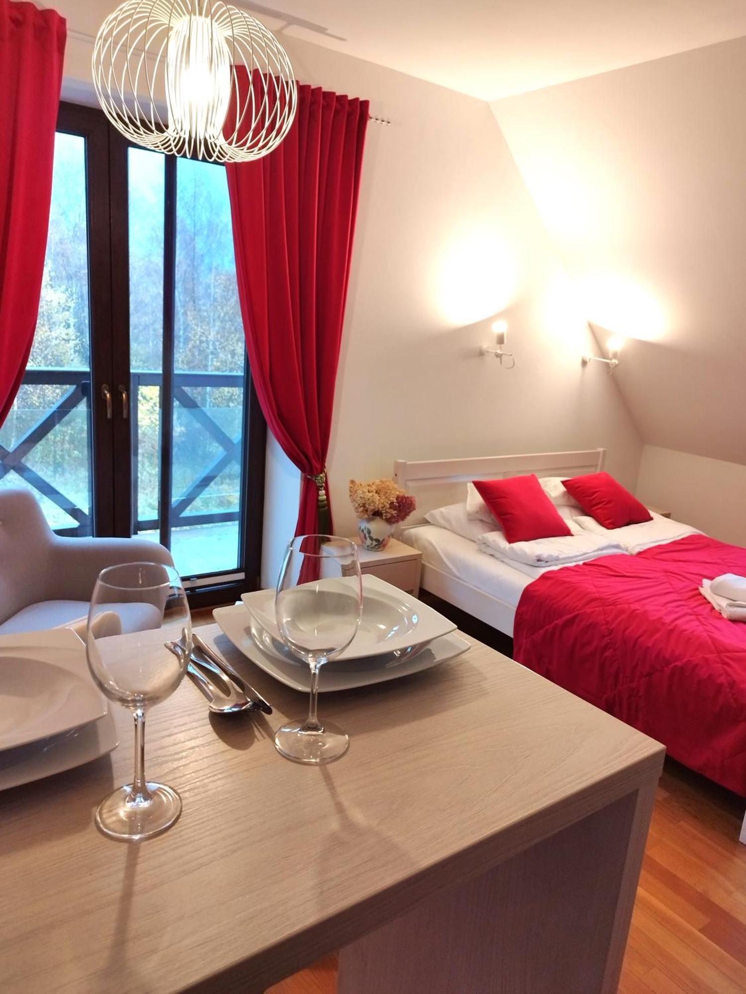 Apartamety I Pokoje Goscinne Na Jaskolczej Świeradów-Zdrój Buitenkant foto